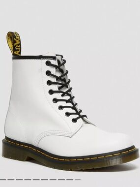 Dr. Martens 1460 Smooth Leather Lace-Up Boot - White - Women’s Size 9